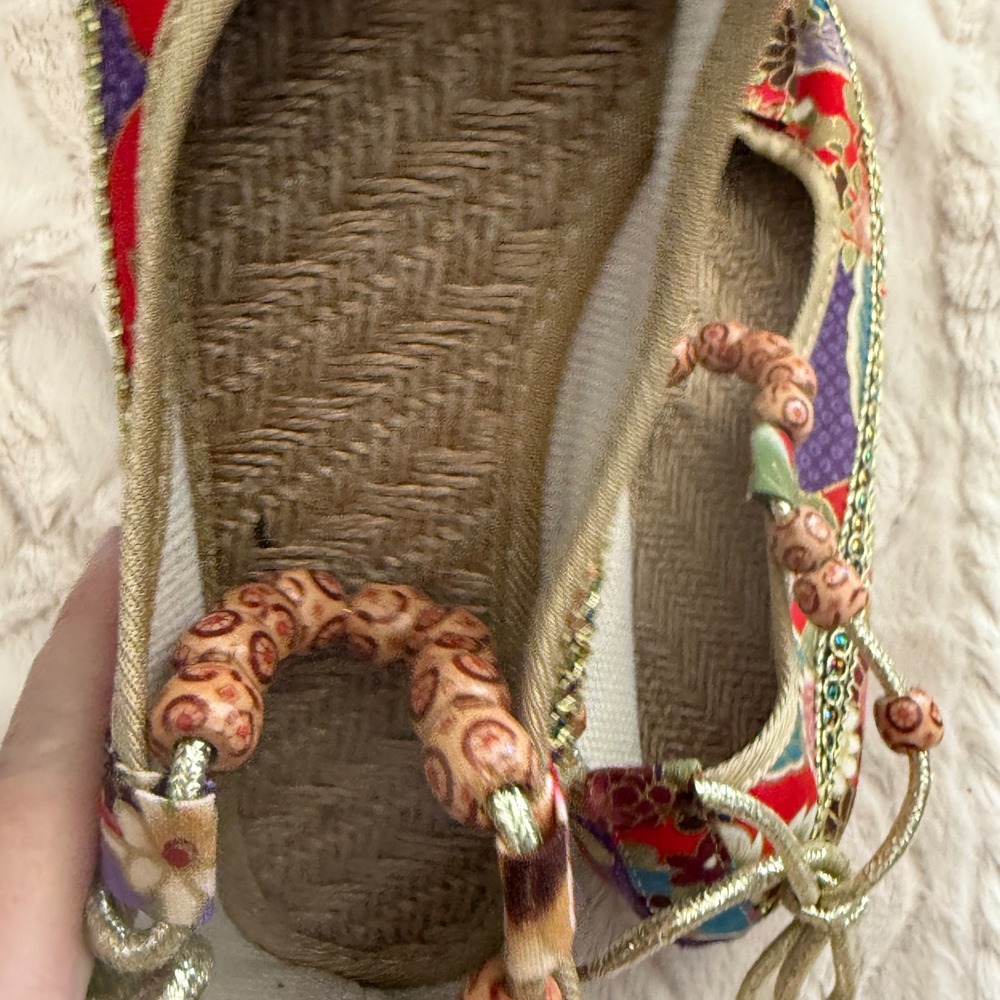 Womens 10 Floral India Inspired Beaded Cord Detail Slip On Comfort Ballet Flats - Picture 8 of 10